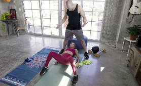 Drobna fitness laska - Jeni Angel, Duncan Saint, Ciemna Skóra
