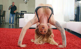 Podglądanie ćwiczącej blondynki z Polski - Natasha Starr, Ćwiczenia Fizyczne, Gimnastyka